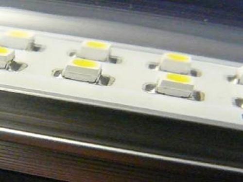 https://www.elektro-maurer.de/content/igal/k-led_2-BCBR5W-L-1969.jpg